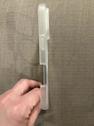 Funda React MagSafe iPhone 16 Pro–purpurina