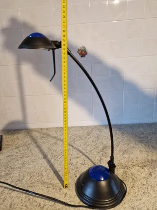 Lampada da tavolo design moderno