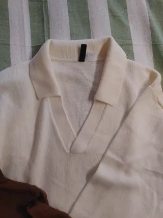 Lote 3 jerseys cuello alto y pico Talla S