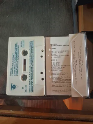 Casete Victory Don't Get Mad Get Even YEL 584