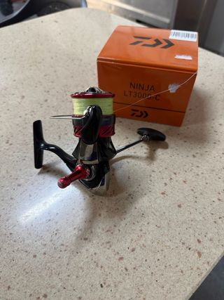 Carrete Daiwa Ninja LT3000-C