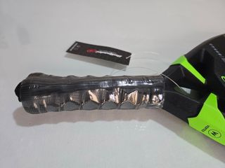 Pala Bullpadel Vertex 02 + Funda