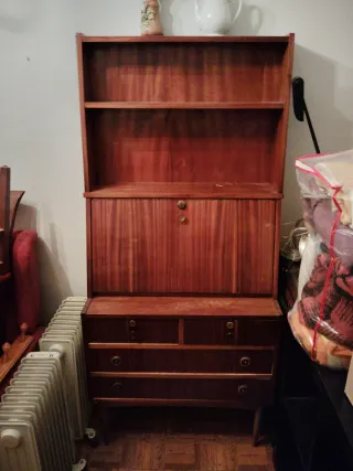 Escritorio librería vintage