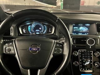 Volvo V60 2015