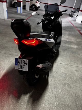 Yamaha X Max 125