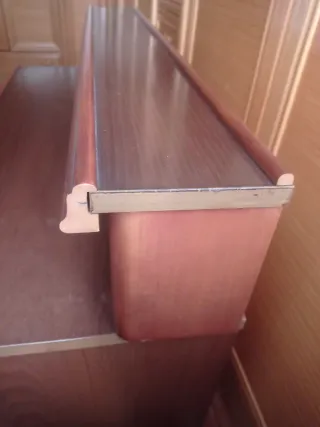 Cómodin con joyero de madera,con espejo incluido