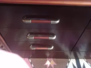 Cómodin con joyero de madera,con espejo incluido