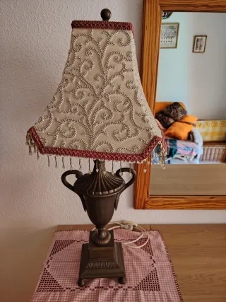Lámpara de mesa vintage