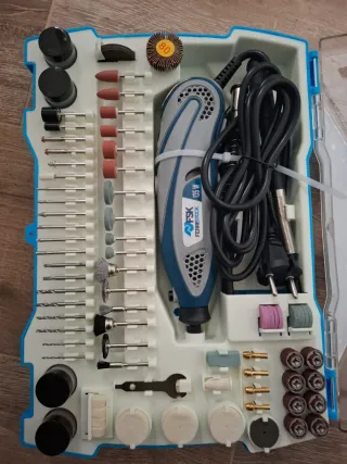 Nueva Dremel Ferrestock con accesorios