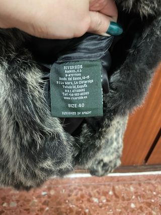 Abrigo pelo conejo negro y gris