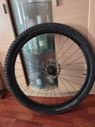Ruedas de Carbono Bontrager.