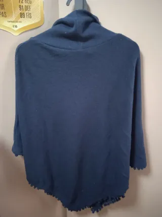 Lote ropa 3 ponchos chica talla única