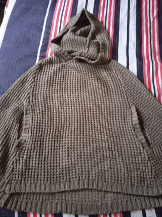 Lote ropa 3 ponchos chica talla única