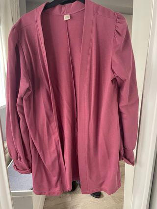 Chaqueta larga rosa