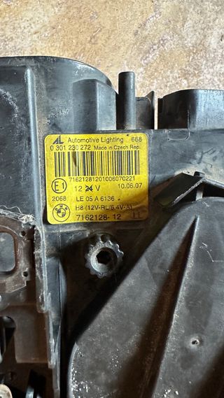 Ótica direita BMW E92 Pré-Facelift