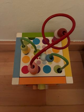 Cubo de madera con actividades NUEVO