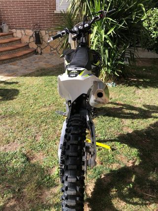 Triumph TF 450 RC Edition