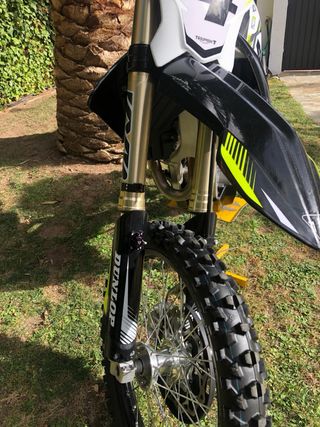 Triumph TF 450 RC Edition