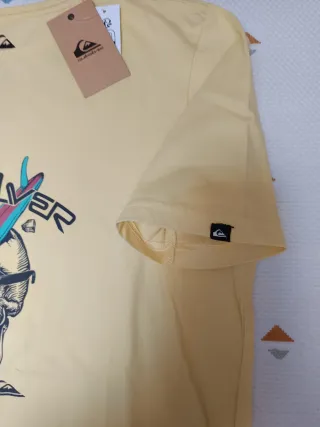 Camiseta Quiksilver Talla 16 Skull Surf