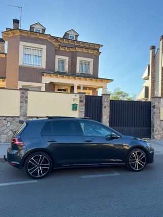 Volkswagen Golf 2014