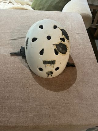 Casco y protecciones skate/bicicleta