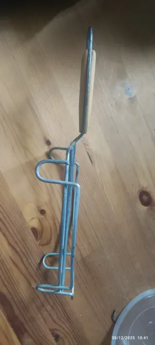 Soporte plancha madera e inoxidable vintage