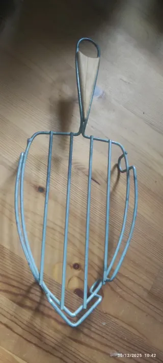 Soporte plancha madera e inoxidable vintage