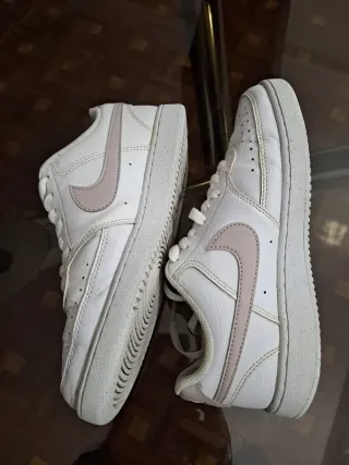 Zapatillas Nike Mujer Blancas y Rosas