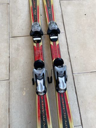 Esquís Fischer RC4 Supercarve con fijaciones
