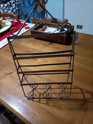 Espositore porta gioielli in metallo