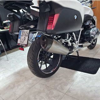 BMW R1250 - Moto de carretera