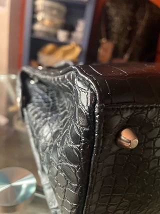 Bolso Negro Simil Croc Clásico cuero PU z