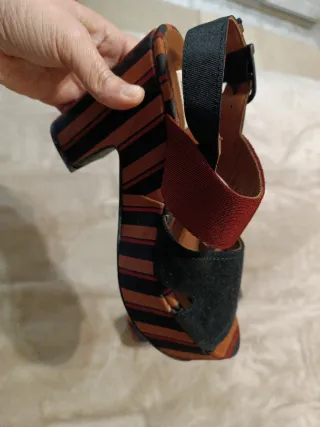 Sandalias de cuña multicolor talla 37