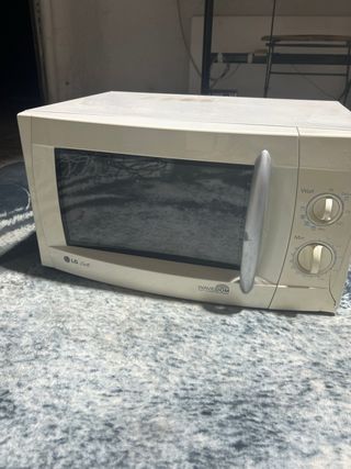 Microondas blanco