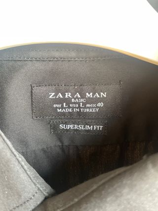 Traje Zara Man Gris y Camisa Negra