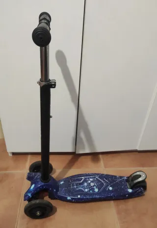 Patinete Infantil 3 Ruedas con Luces LED