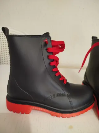 Botas de agua militares negras