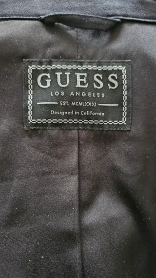 Gabardina Guess Negra Mujer