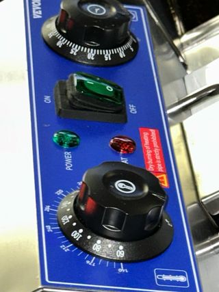 Freidora Eléctrica Doble Tanque