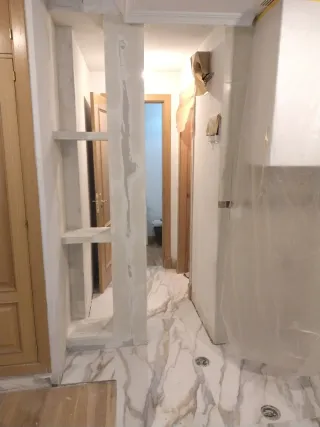 Oficial de primera albañilería