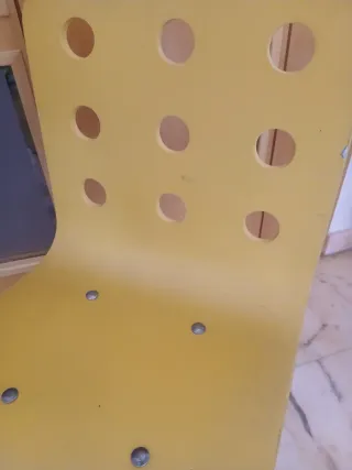 Silla de escritorio infantil amarilla