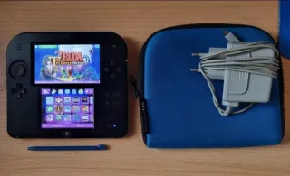 Nintendo 2DS Azul y Negra