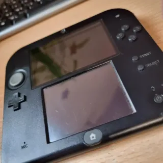 Nintendo 2DS Azul y Negra