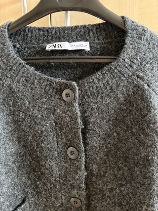 Chaqueta Zara corta gris Talla M