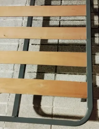 Somier con patas 90x180