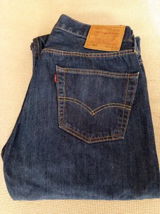 Pantalones Levi's 501 W33 L34 Clásicos