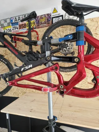 Quadro Specialized Demo 8