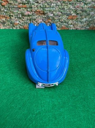Bugatti Atlantic (1936) – Bburago – Escala 1:24