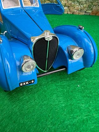 Bugatti Atlantic (1936) – Bburago – Escala 1:24