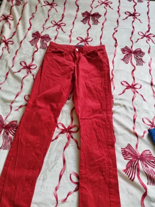 Pantalón NuKUTAVAKE Rojo niño 14 años